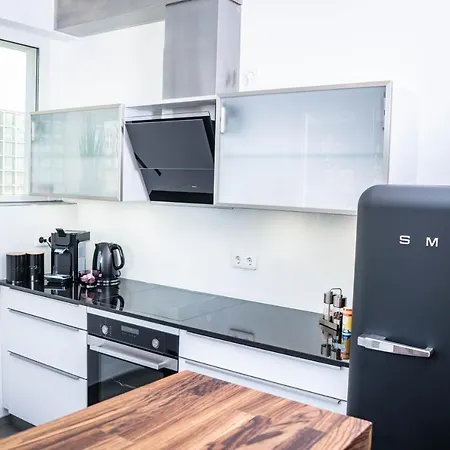 K2 Klimatisiert * Friedrichshafen